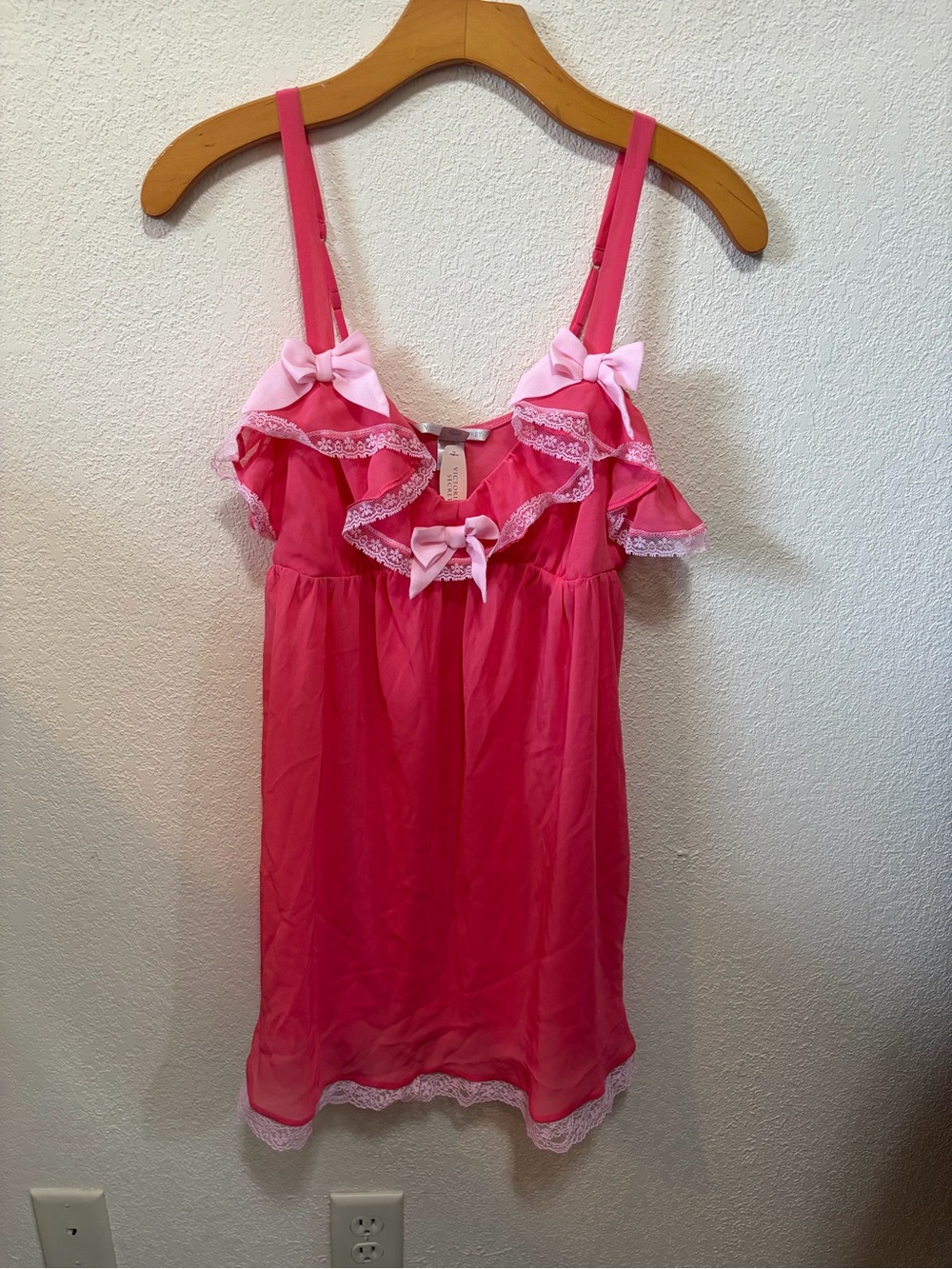 Victoria’s Secret Pink Satin Babydoll Chemise NWT Small Lace Bows Coquette Y2K